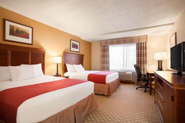 Portage Inn & Suites Kalamazoo Zewnętrze zdjęcie